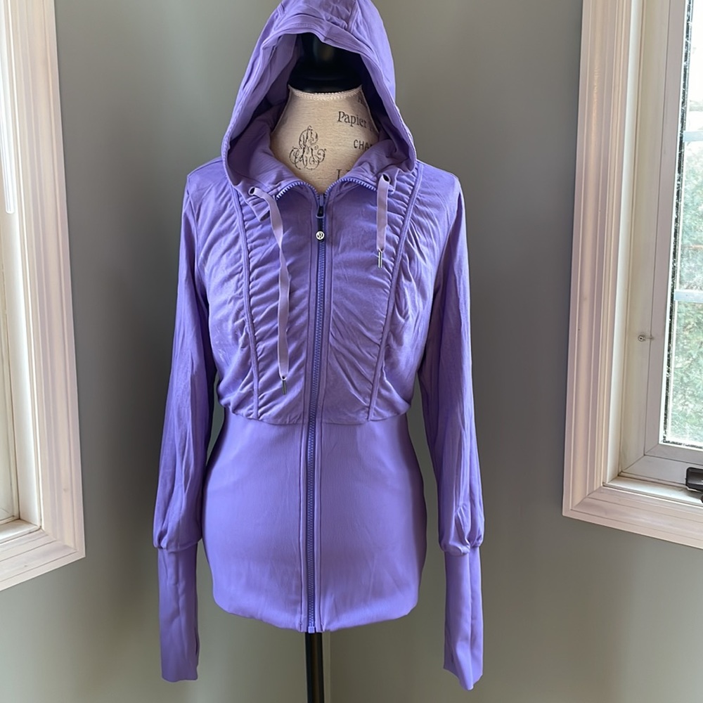 Lululemon reversible dance studio jacket III EUC